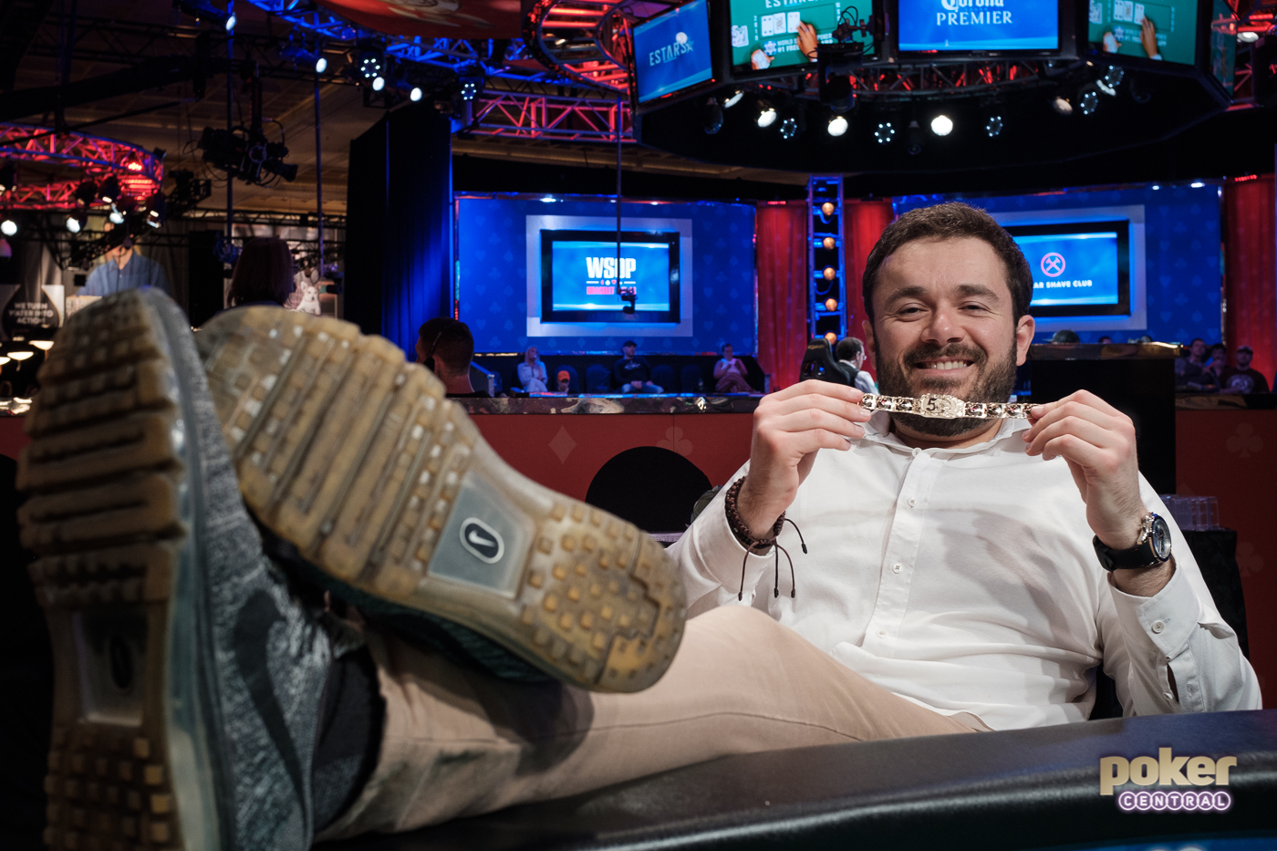 Anthony Zinno has his feet up and the second bracelet of his WSOP poker career at the 2019 WSOP.