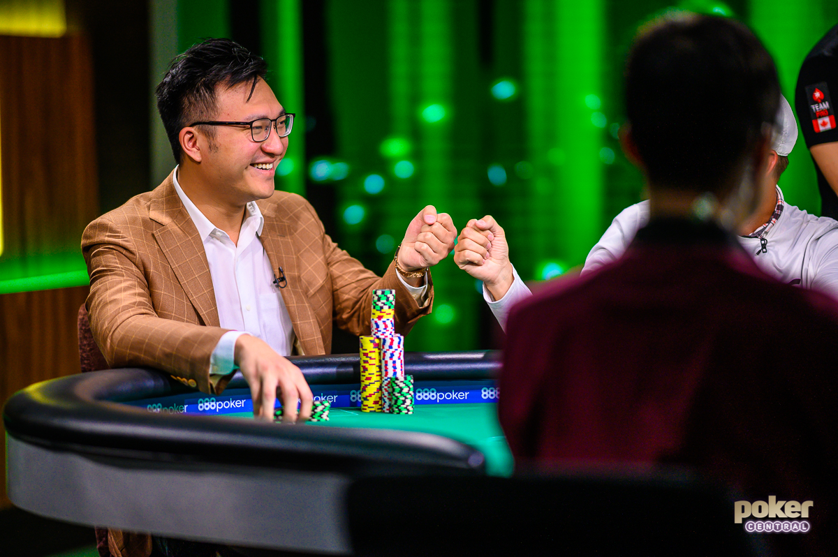 Oscar Ng was having a blast on the Super High Roller Cash Game inside the PokerGO Studio.