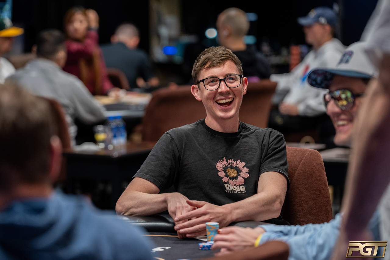 Mesmo foldando a mão vencedora, Brock Wilson garantiu vaga na FT.