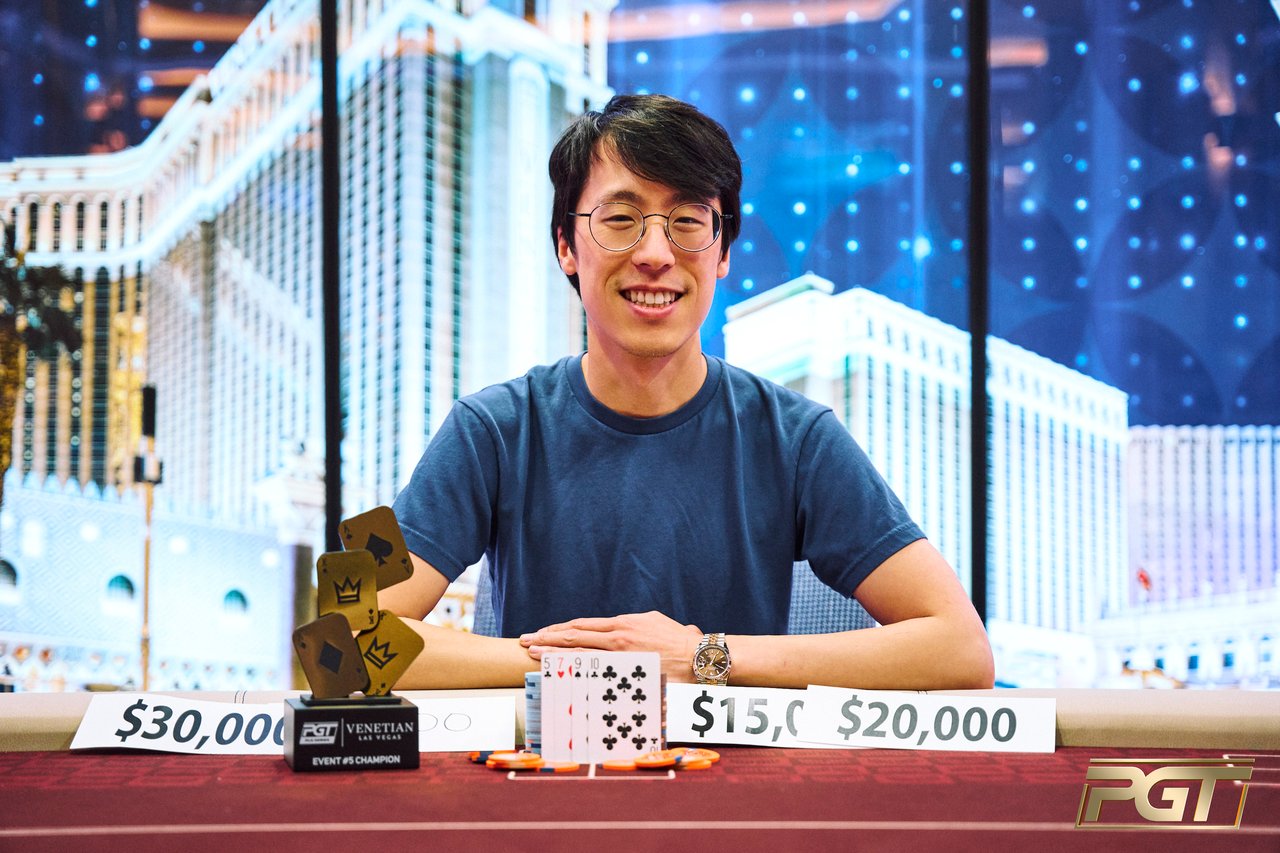 Poker játékos a Vegas.hu platformon