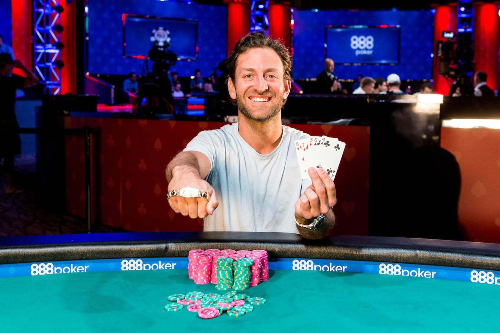 First Bracelet for Venzuela, Cali Pro Nearly Sleeps in Car