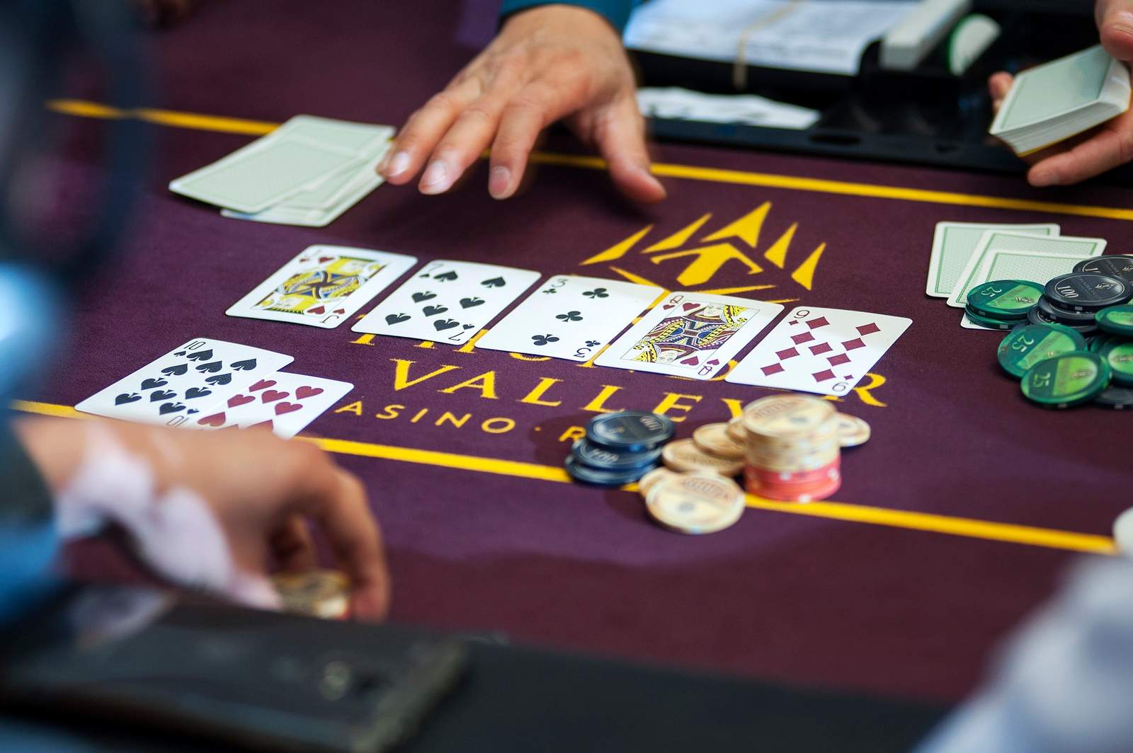 WPTDeepStacks Fills Calendar on Both Coasts