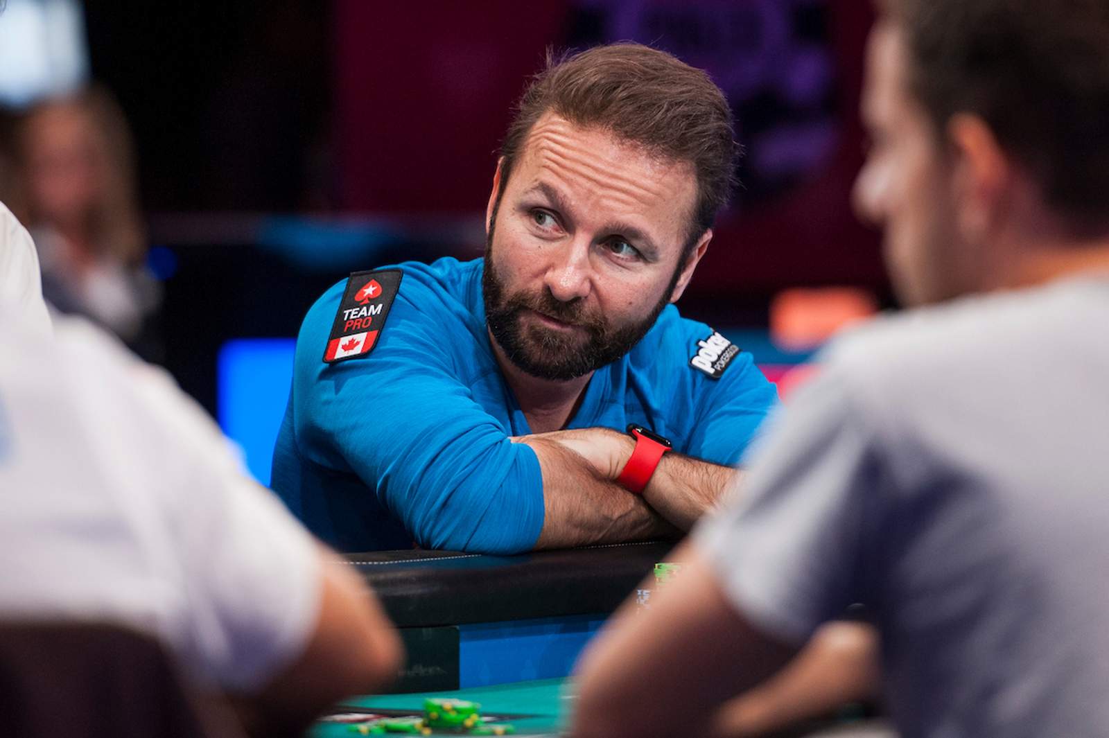 "Holidays with Hellmuth" Finale Brings Legends Together