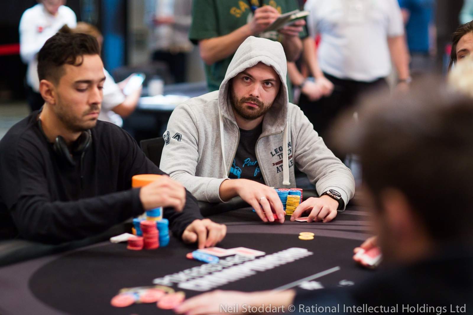 Denis Timofeev Leads Final 12 in PSCP Main Event