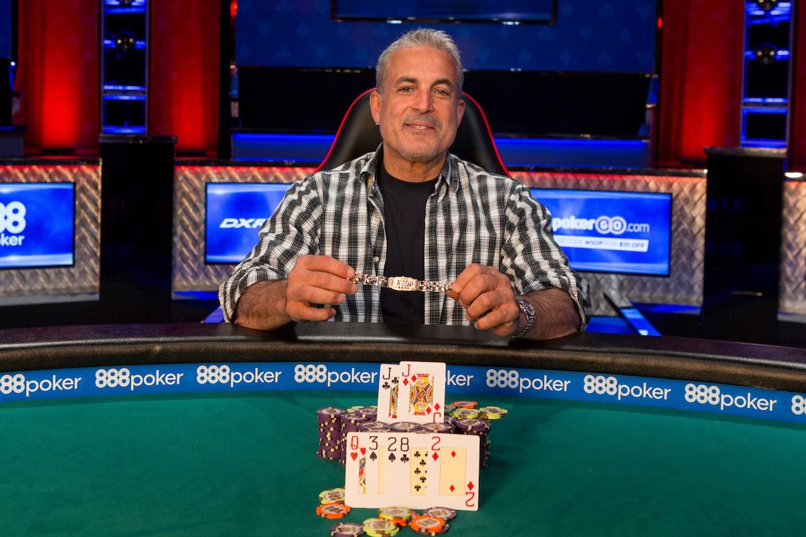 Frank Maggio Wins Record-Setting Seniors Championship