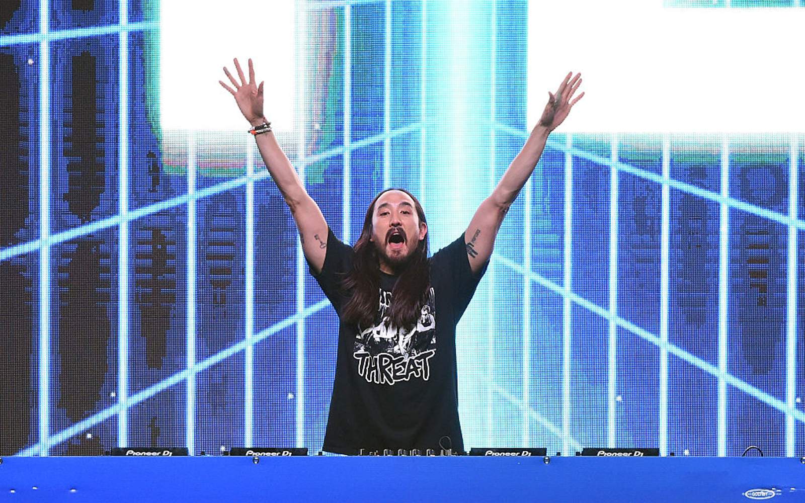 Freeroll Your Way to an Epic Night