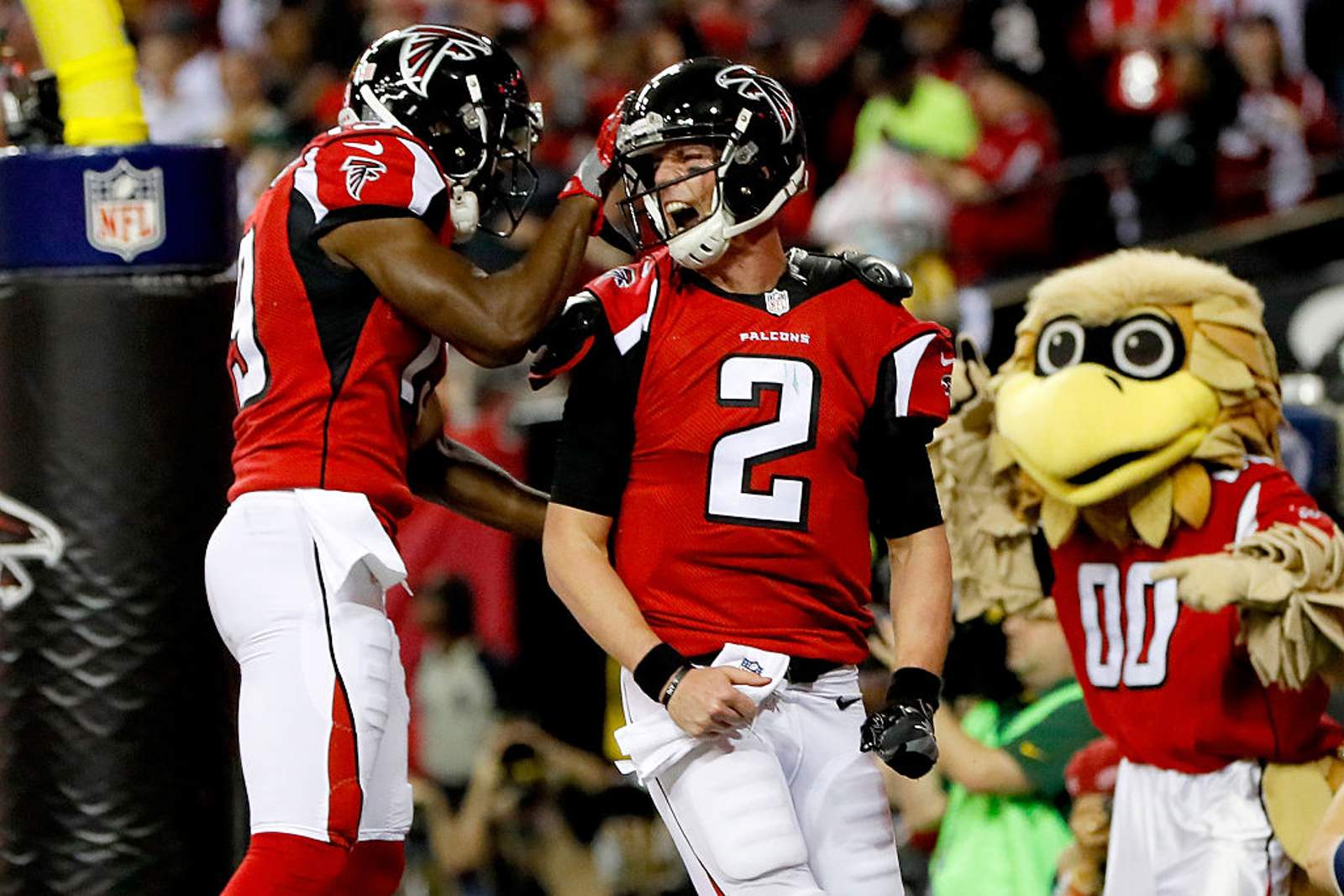 Morning Perk: Patriots, Falcons Punch Super Bowl Tickets
