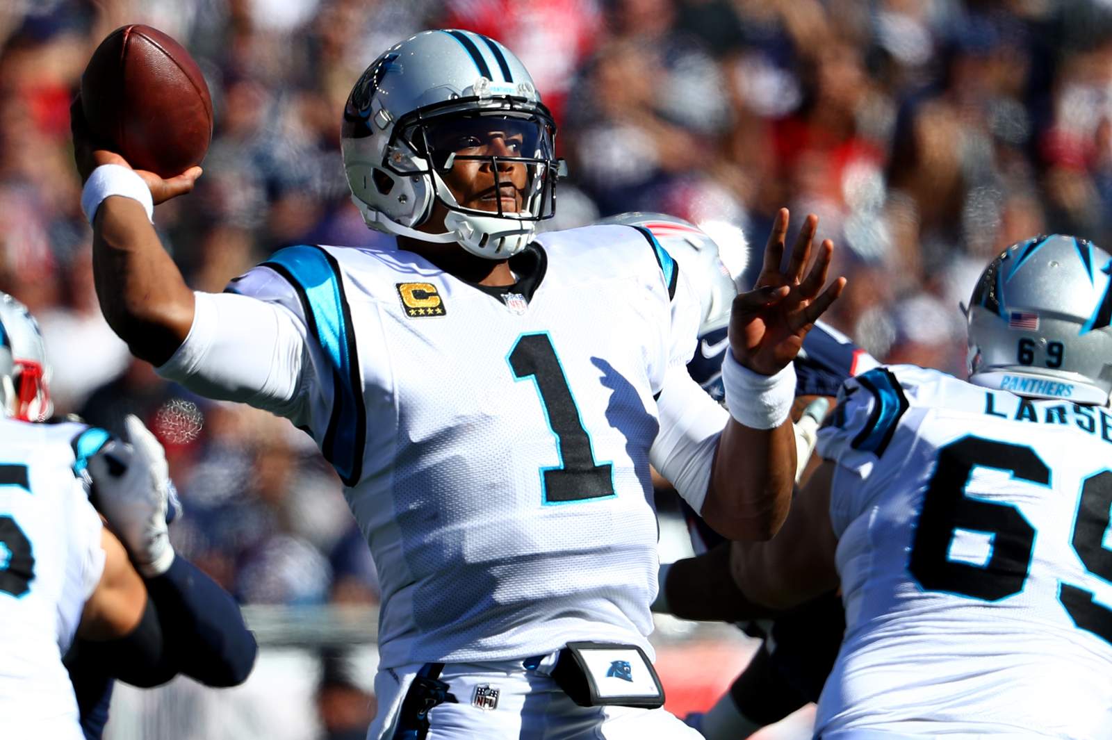 Monday Merge: Do-It-All Quaterbacks and Some Weekend Fashion