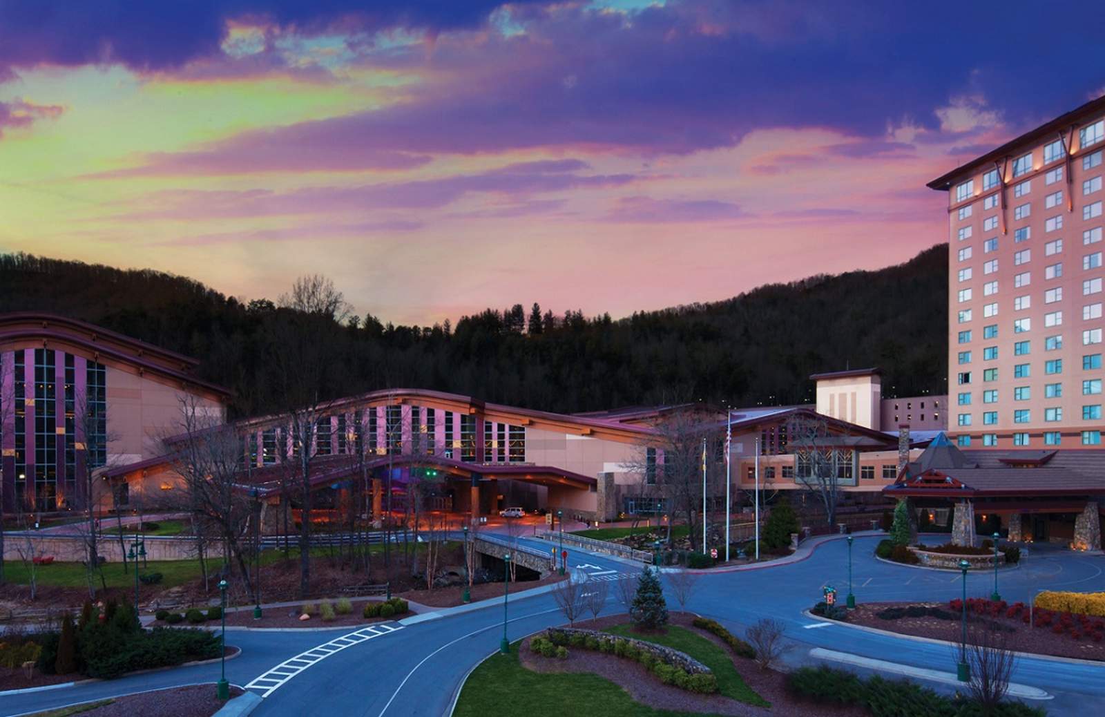 Harrah's Cherokee Mountain Getaway