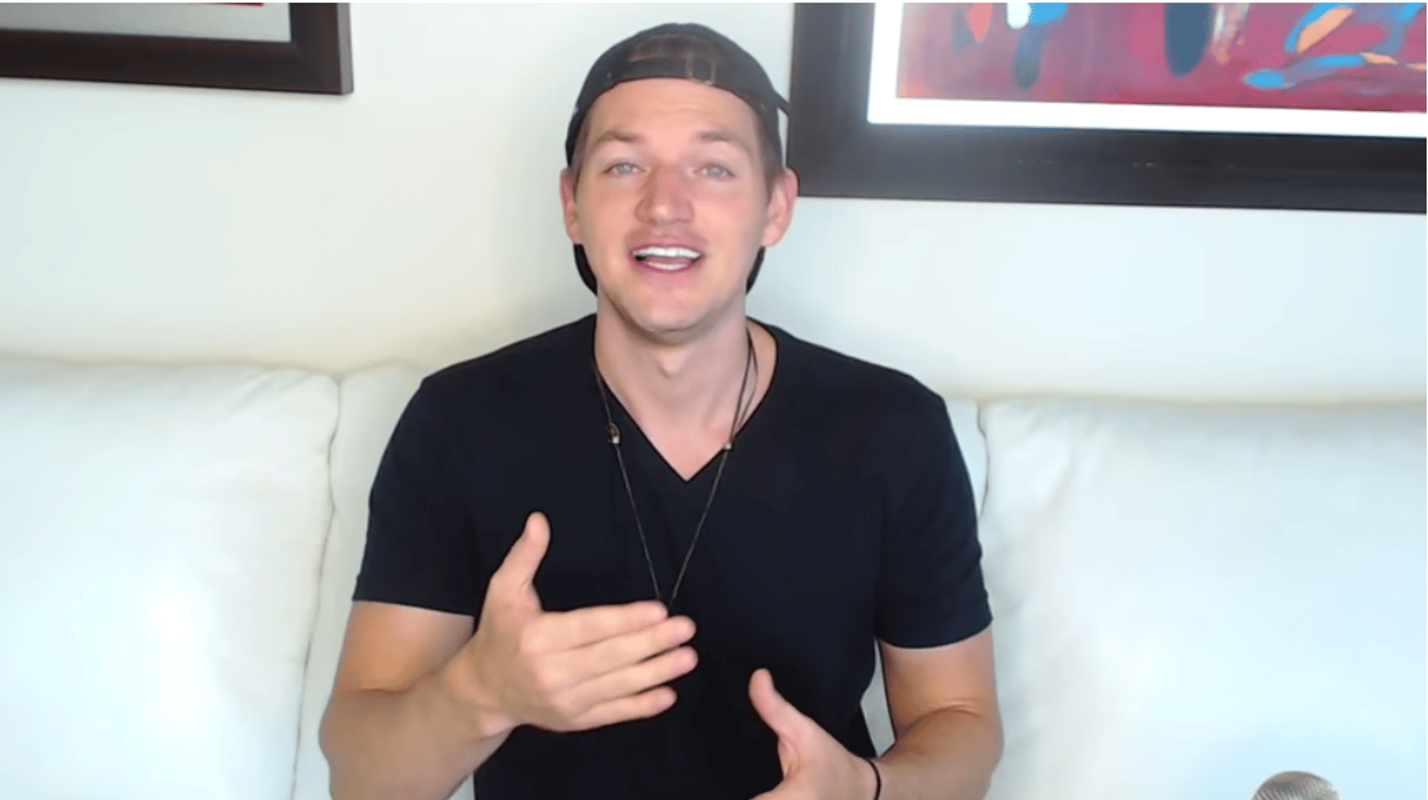 What's the Vlog?: Papi Podcasting in Mandarin?