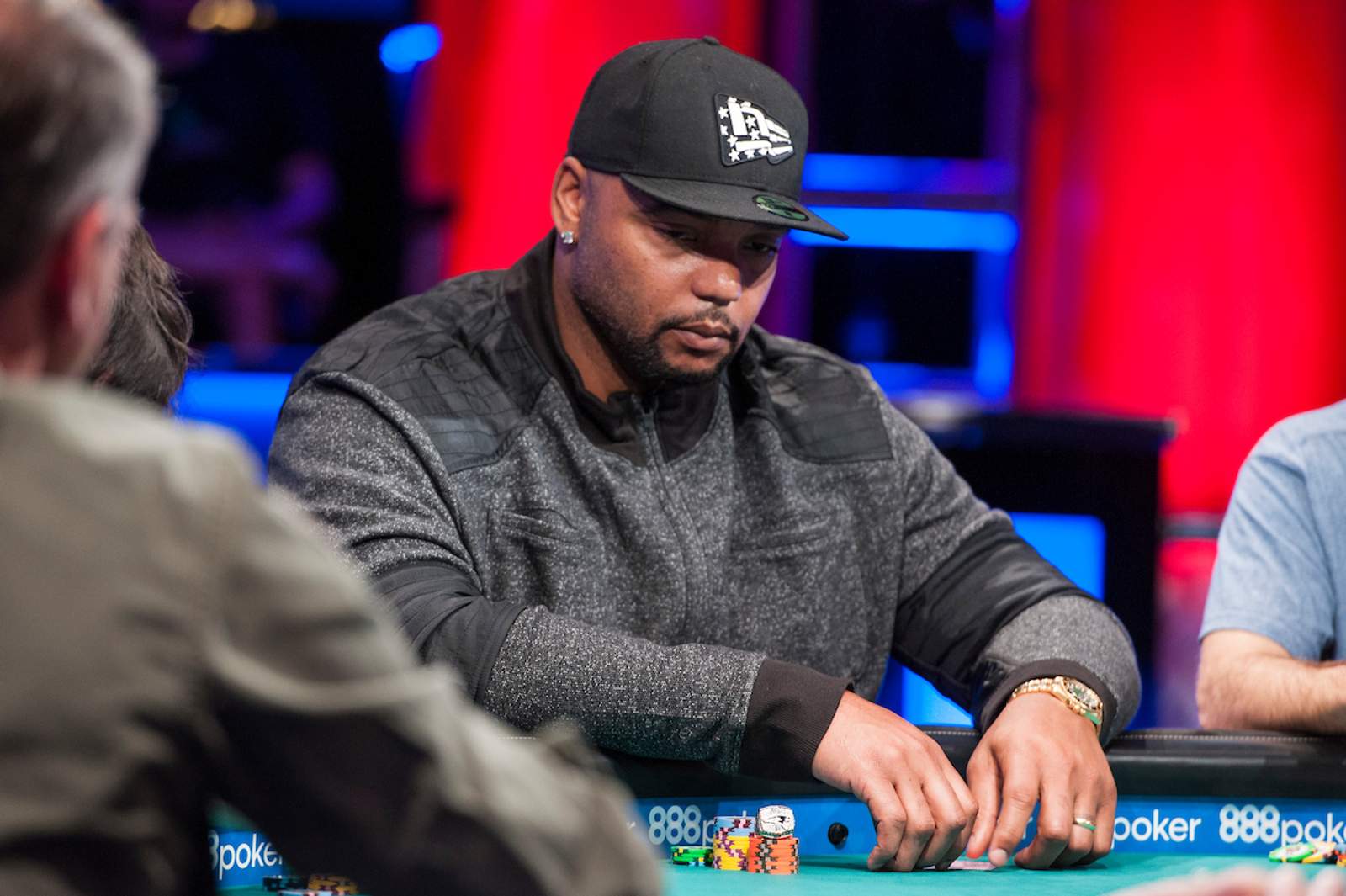 World Series of Photos: Breakthroughs, Doubles and Defensive Ends