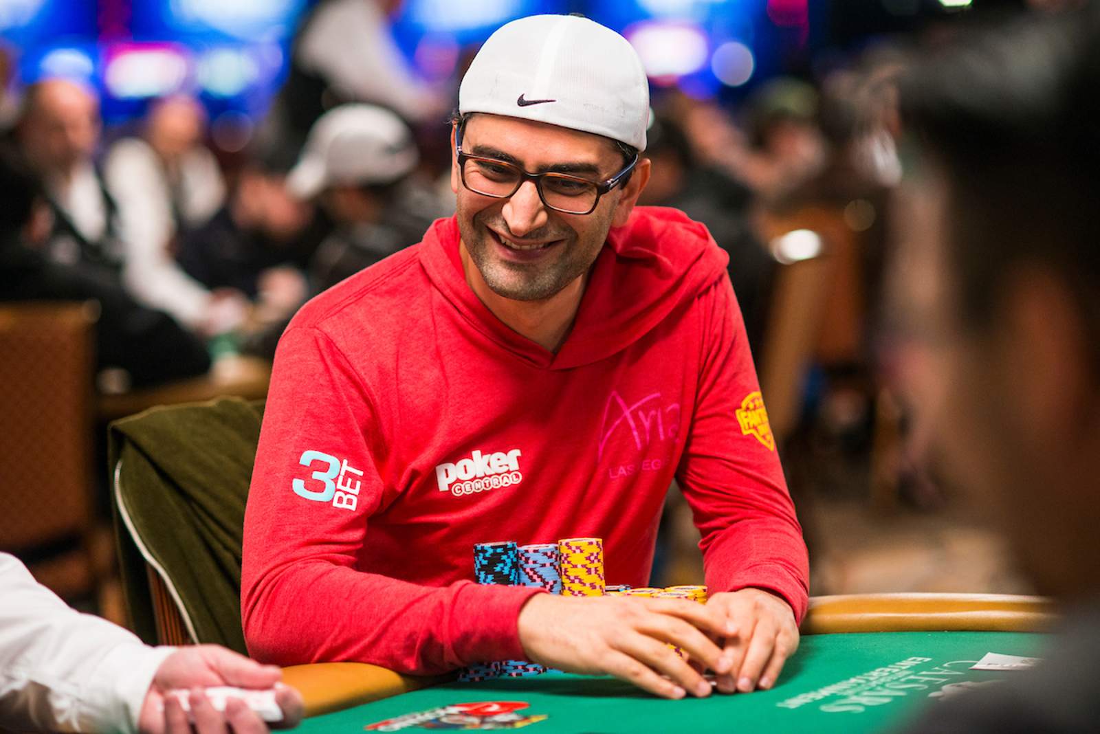 Hellmuth, Esfandiari Headline "Open House" Finale