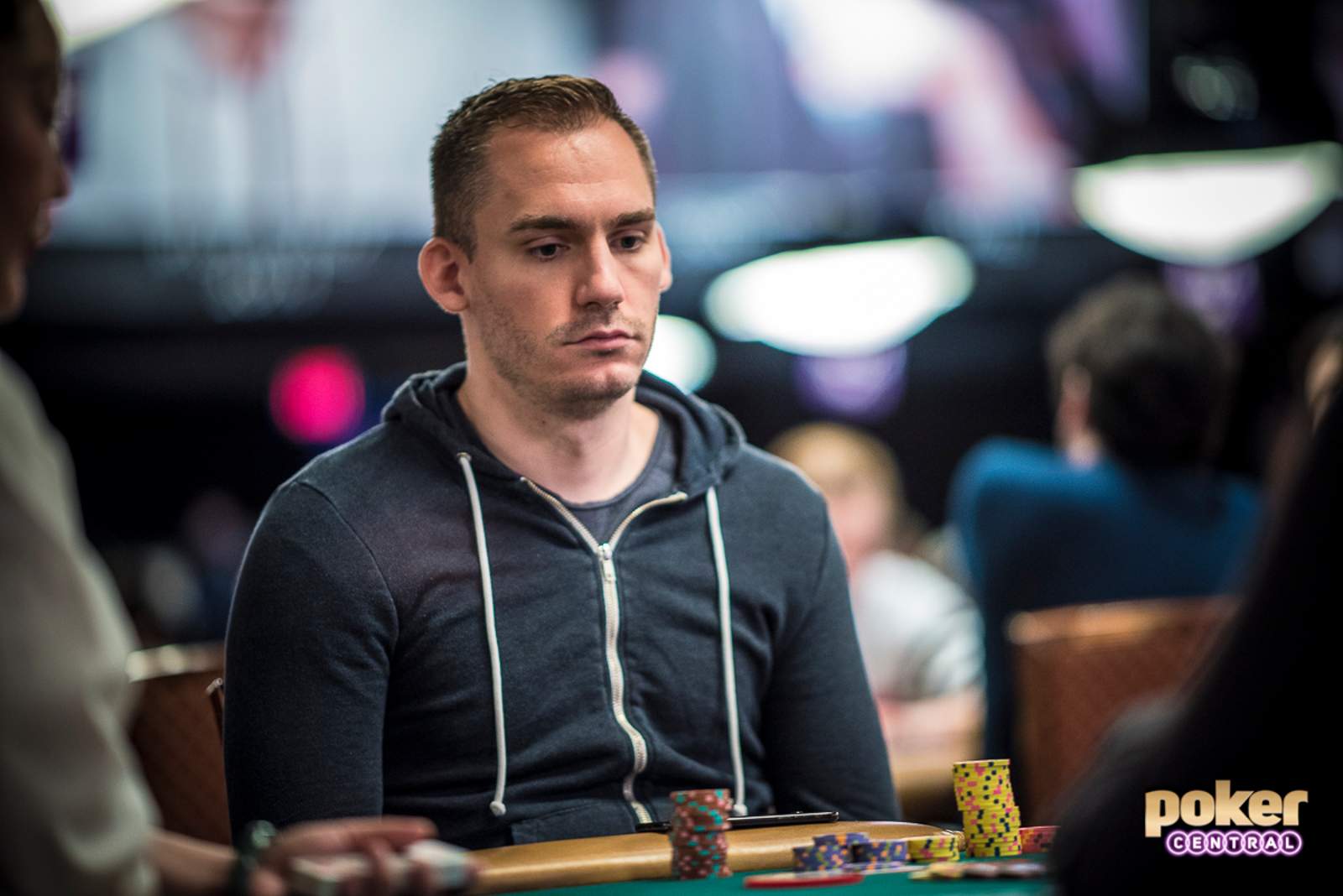 Bonomo, Seiver Headline $10K Heads Up NLH Championship Sweet Sixteen