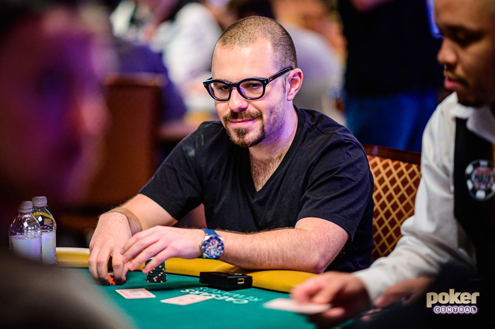 Smith Bets His Shirt, Jesse May celebrates Full Flush Victory & Teddy KGB Arrives