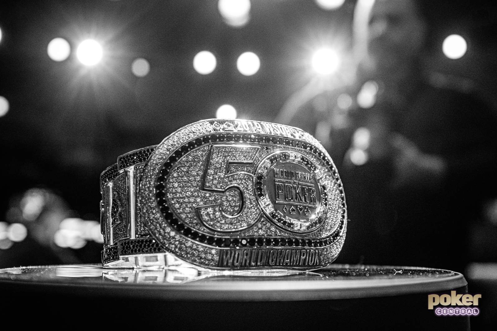 Poker Goes Off the Rails, Dario Sammartino Dodges the Mercier Name & Showers All Round