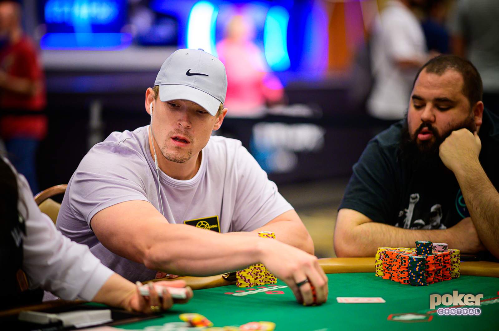 GPI  No. 1 Alex Foxen Walks the WSOP Main Event Tightrope