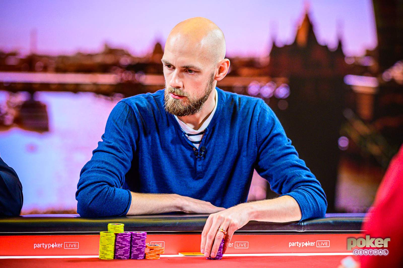 Stephen Chidwick Hailed by Poker Heroes After Super High Roller Bowl London