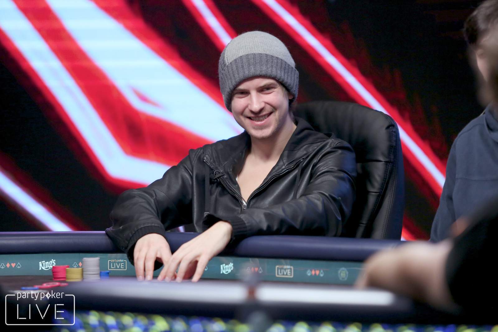 Viktor Blom Asserts Dominance and Takes SHRB Online Series Lead