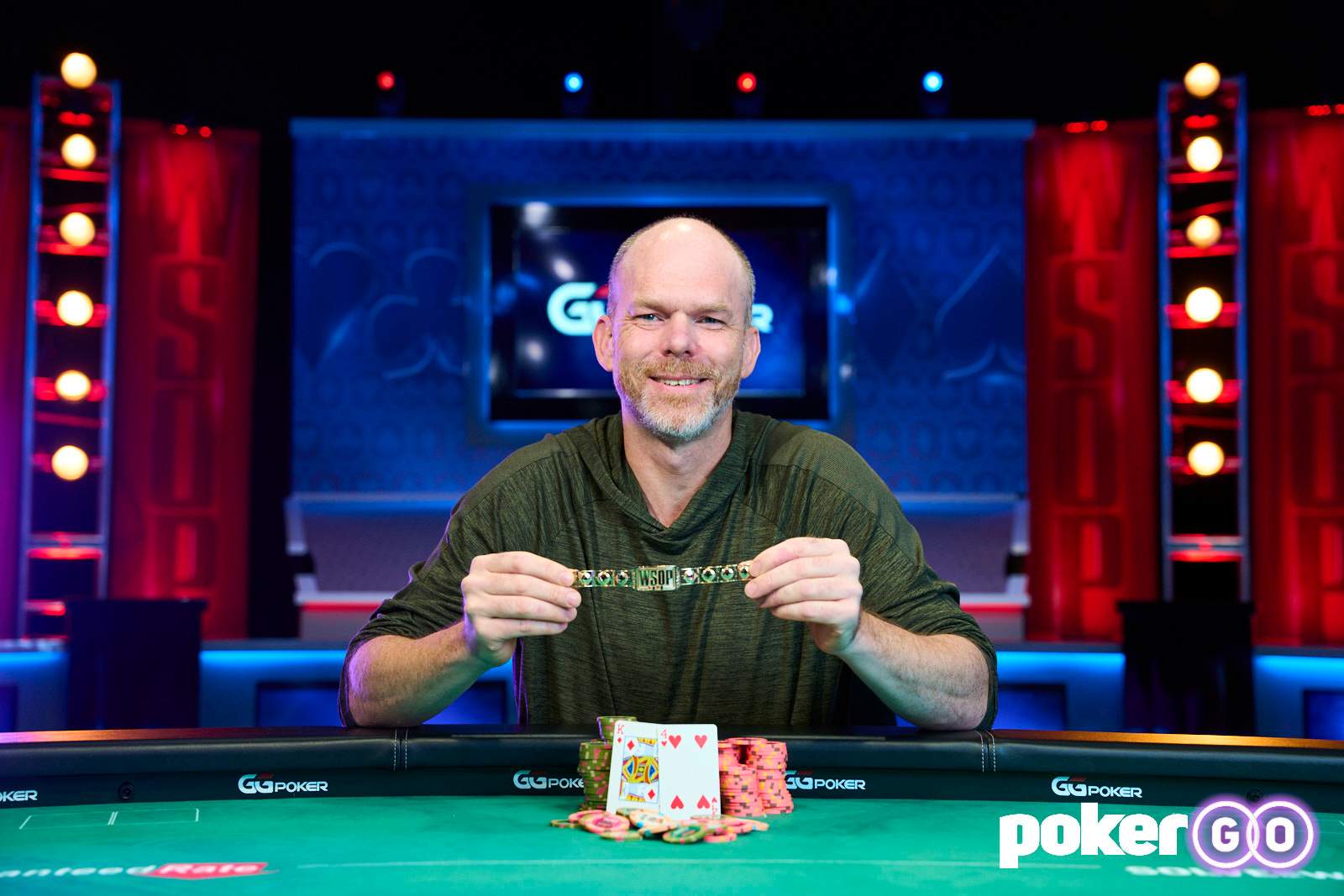 Limit Hold'em Specialist Ryan Hansen Wins Maiden Bracelet in $3k 6-Handed Limit Hold'em