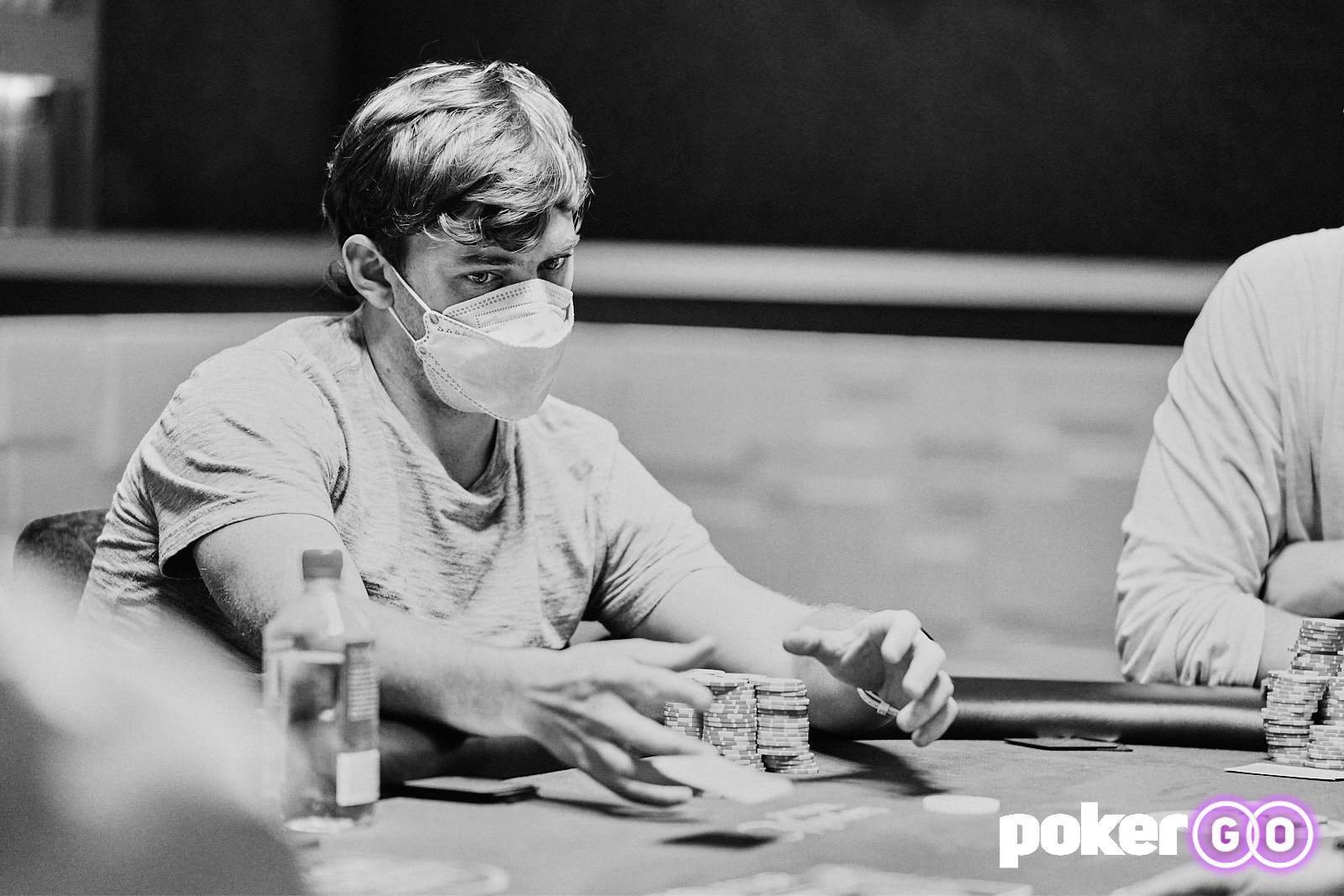 Chris Brewer Leads the Final Table of Event #4: $8,000 No-Limit Hold’em, 8 Advance to Event #5