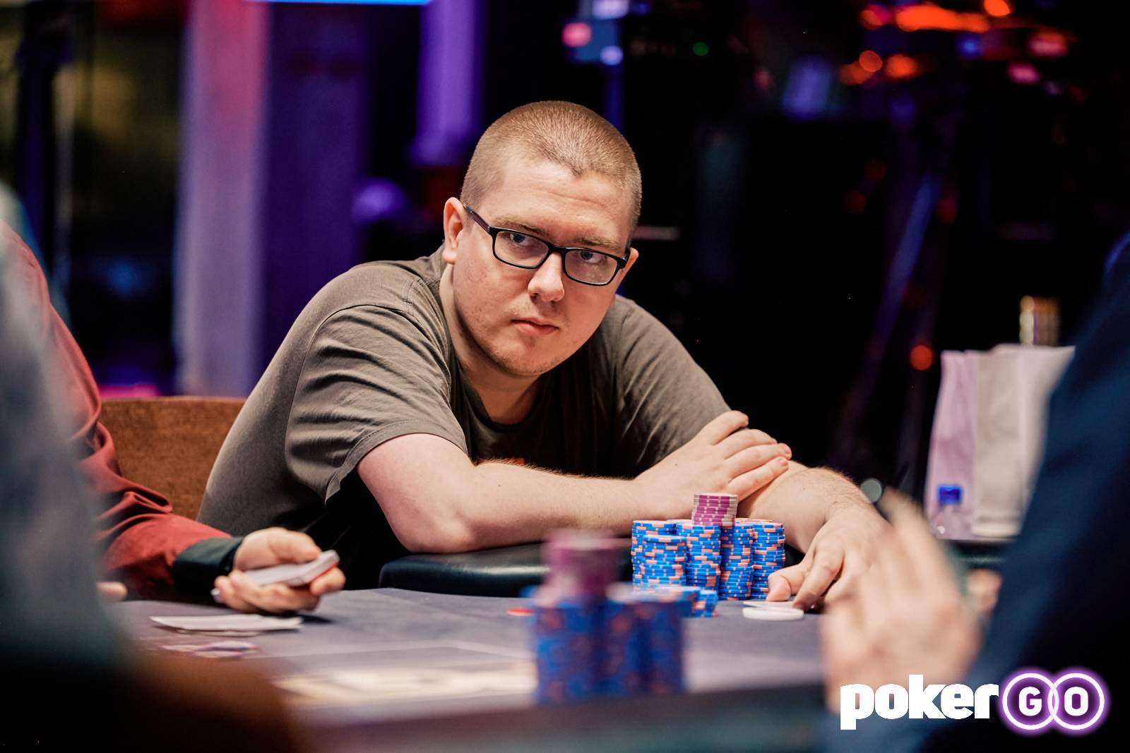 Isaac Kempton Headlines $15k PLO Final Table Ahead of Phil Hellmuth and Chino Rheem