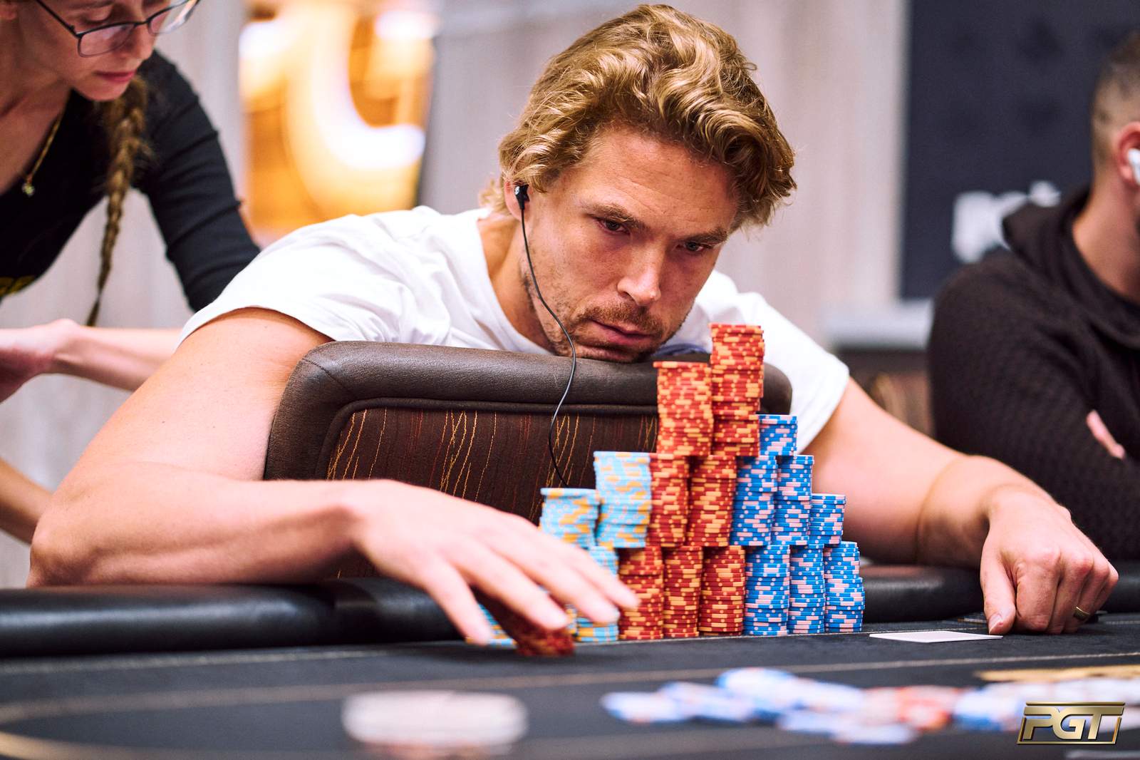 Alex Foxen Leads PGT PLO Series II Event #2: $5,100 Pot-Limit Omaha Quattro Bounty Final Table