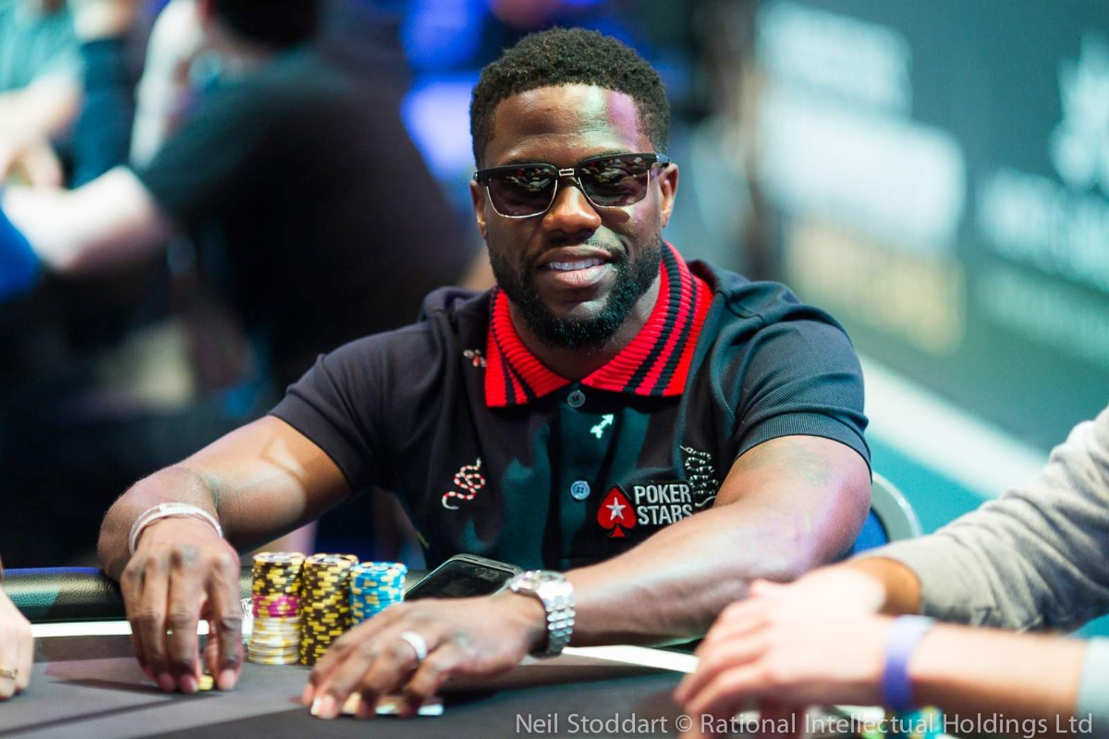 Kevin Hart Lands in Monte Carlo in Style for Super High Roller