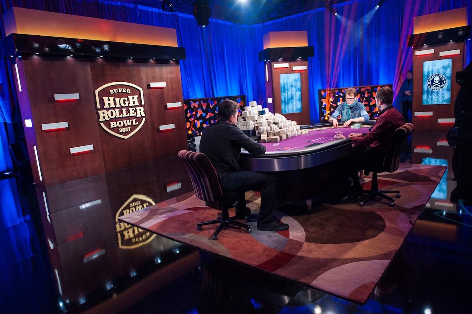 Negreanu and Hellmuth Among 2018 Super High Roller Bowl Lottery Winners