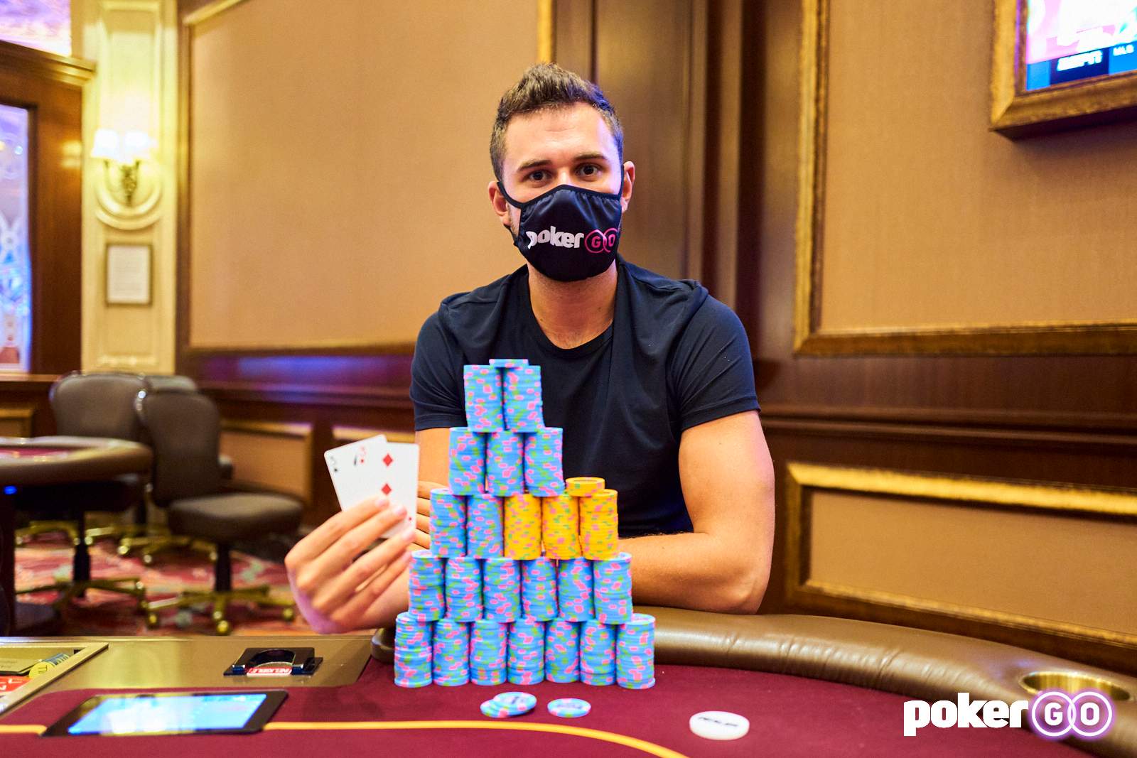 Dominating Display Earns Sean Perry Venetian High Roller $25K Victory for $290,000