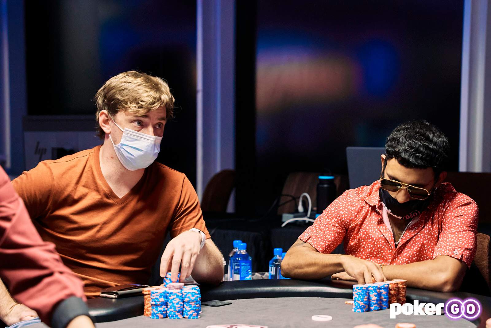 Ap Louis Garza Knocks out Final Three Players, Leads The Final Table of Event #8: $25,000 No-Limit Hold'em