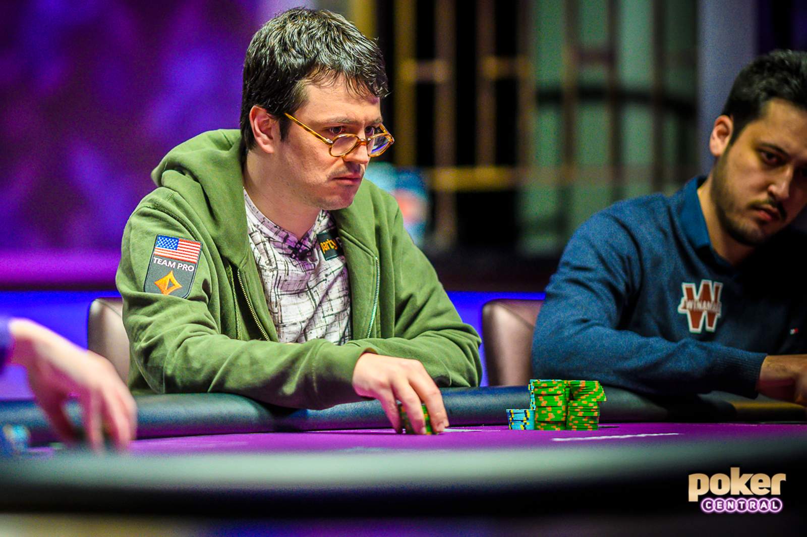 Isaac Haxton Leads Final Table of Super High Roller Bowl V