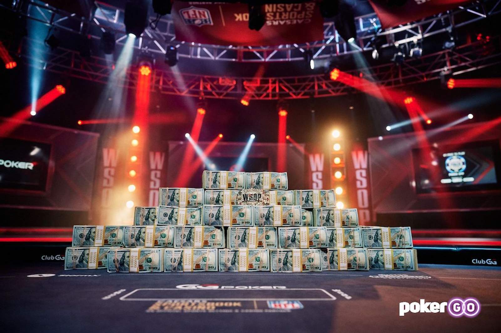 WSOP Day 42 Recap: Just 123 Players Remain in WSOP Main Event, Li Claims Bounty PLO Gold