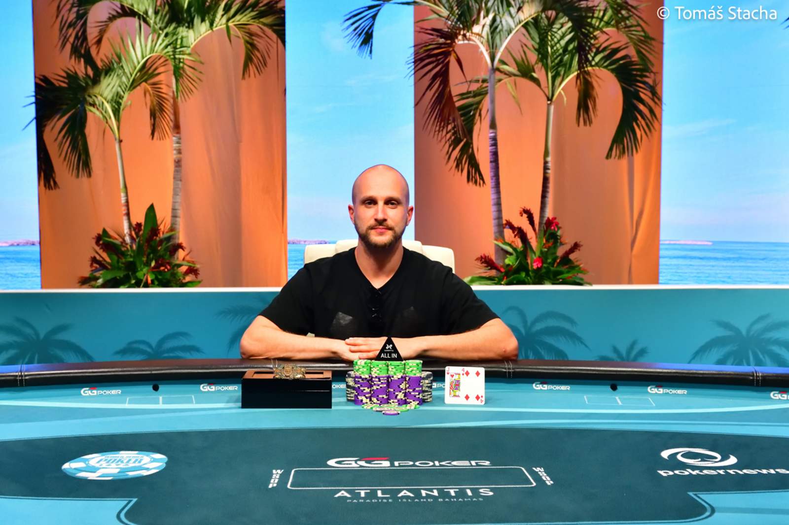 Stanislav Zegal Wins 2023 WSOP Paradise Main Event for $2 Million